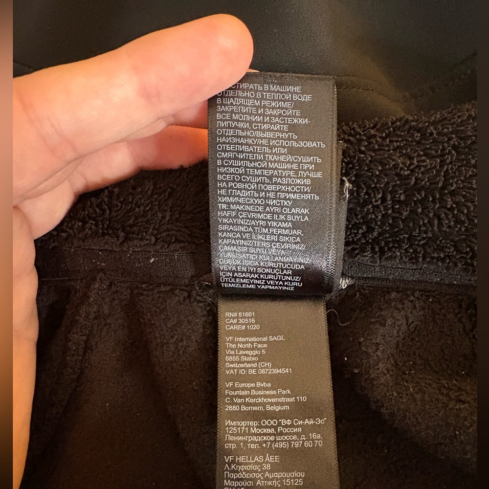 The North Face Black Teddy Jacket - Picture 12 of 15